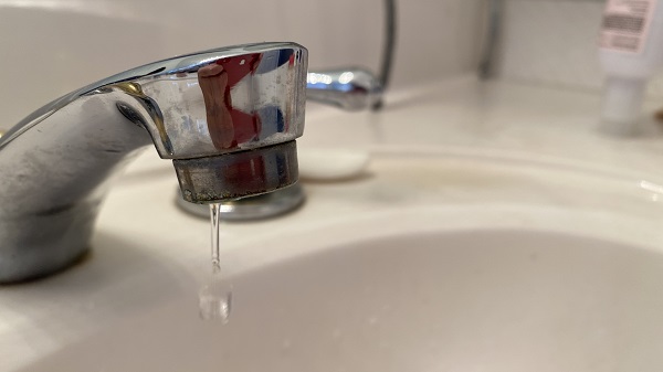 dripping faucets causes and diy fixes